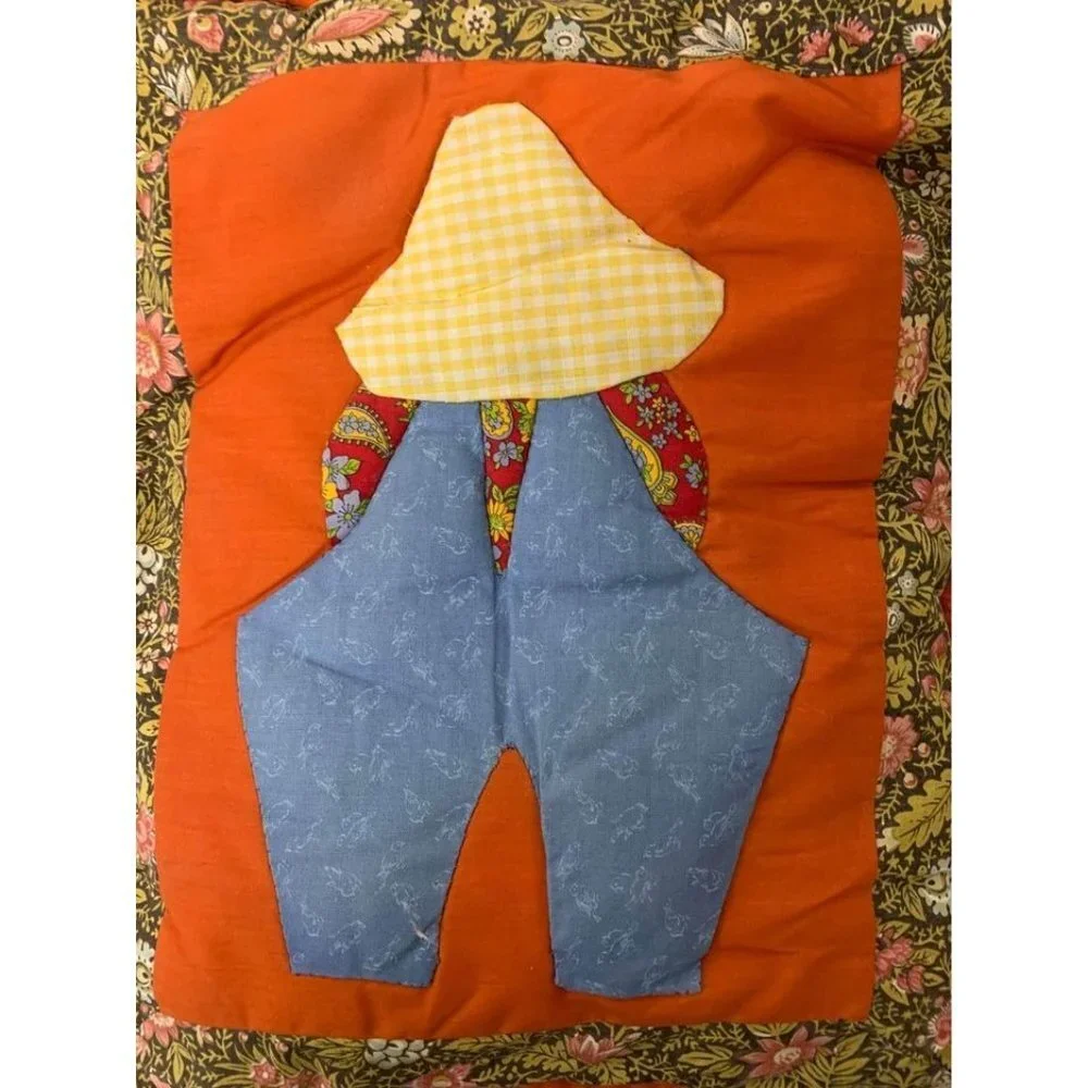 Vintage 1970’s Quilted Toss Pillow